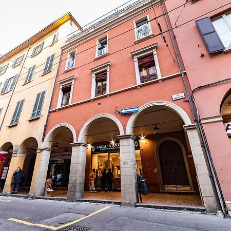 Morgana Sotto Le Torri Centro Storico Apartman Bologna Kültér fotó